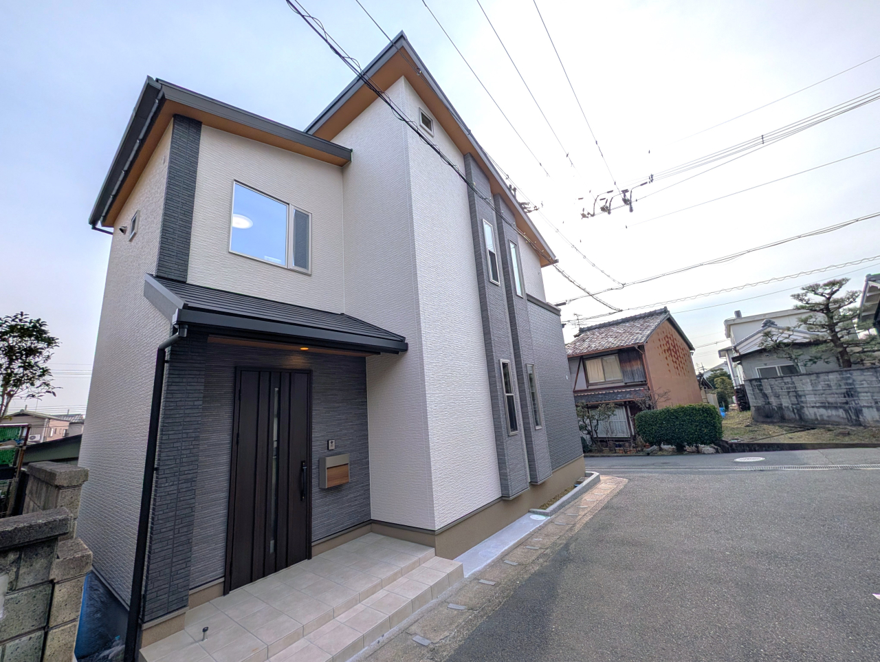 向日市鶏冠井町東井戸　新築戸建